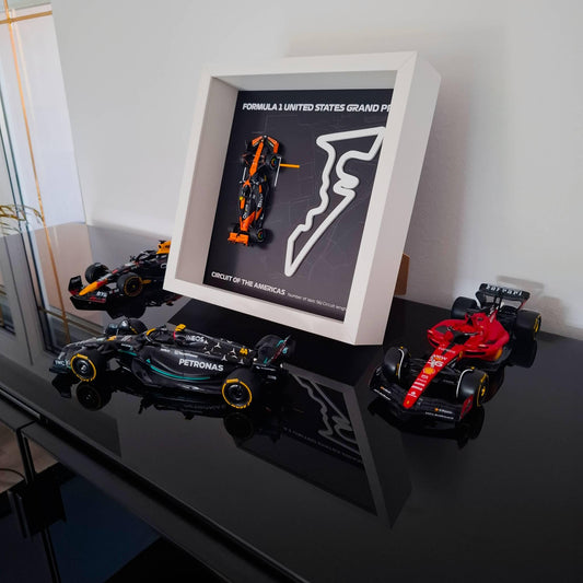 F1 United States (US) - Amerikas Circuit Framed Artwork: Plexiglass 3D Track with Formula One Car Model