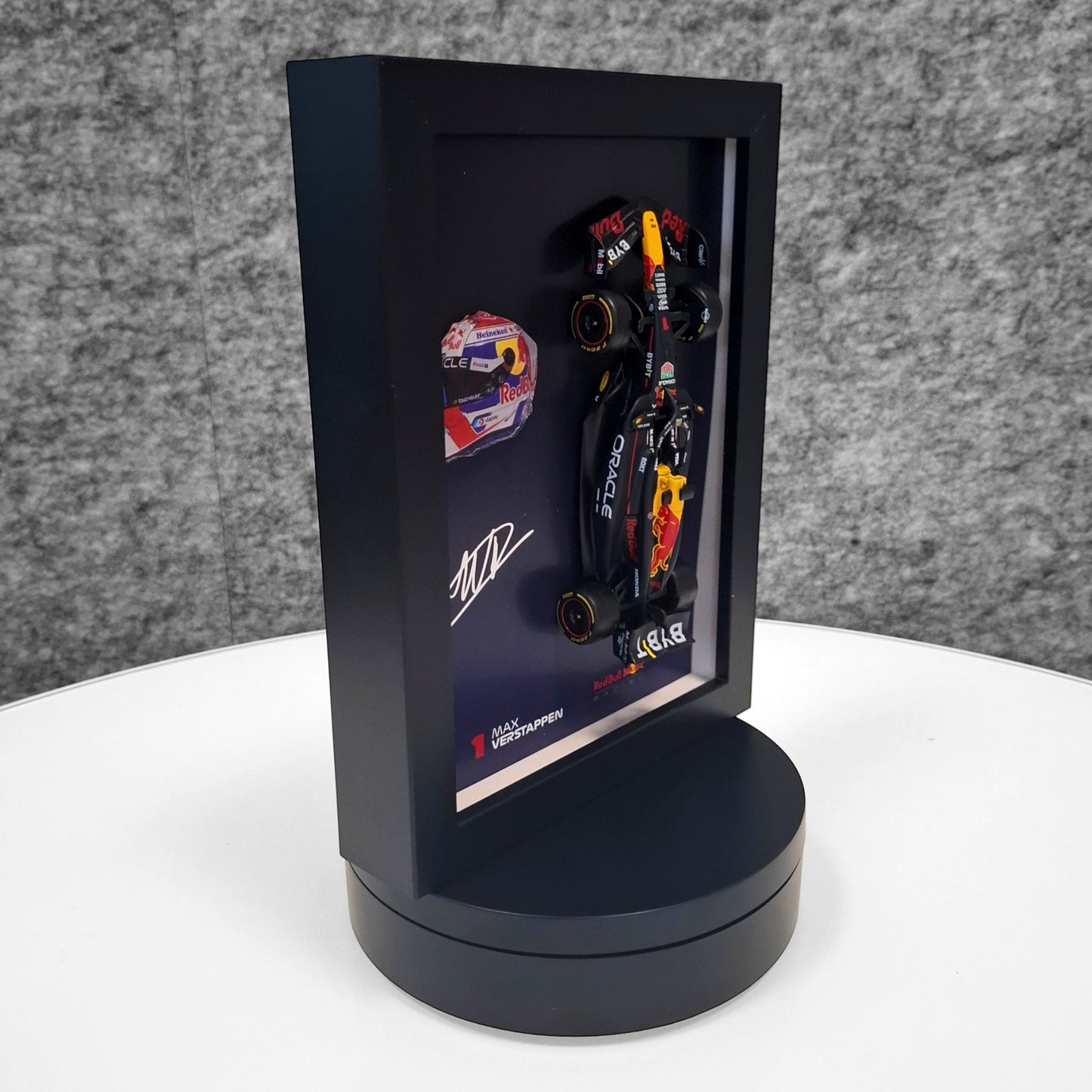 Max Verstappen F1 Frame with RB 1:43 Scale Car, 3D Helmet and Signature