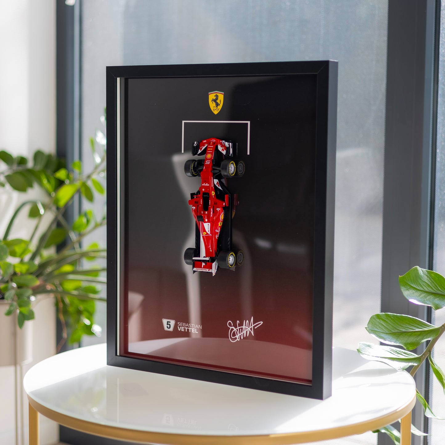 Sebastian Vettel F1 Frame with Ferrari 1:24 Scale Car - Background with Name and Signature - 30x40cm Display - Formula 1 Gift