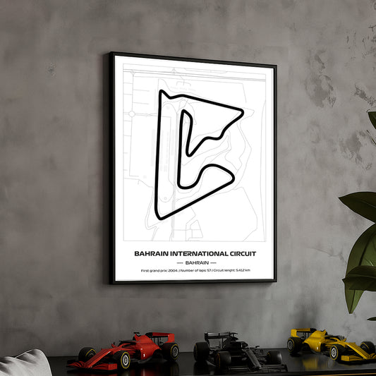 Framed Formula 1 Track Poster – 2025 F1 Grand Prix Circuit Map – Bahrain – Minimal Line Art – Physical Motorsport Print – 50x70cm