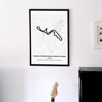 Framed Suzuka F1 Track Poster: Minimalist Motorsport Art (50x70cm)
